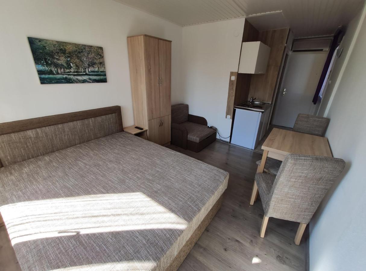 Ozone Apartman Сиофок Екстериор снимка